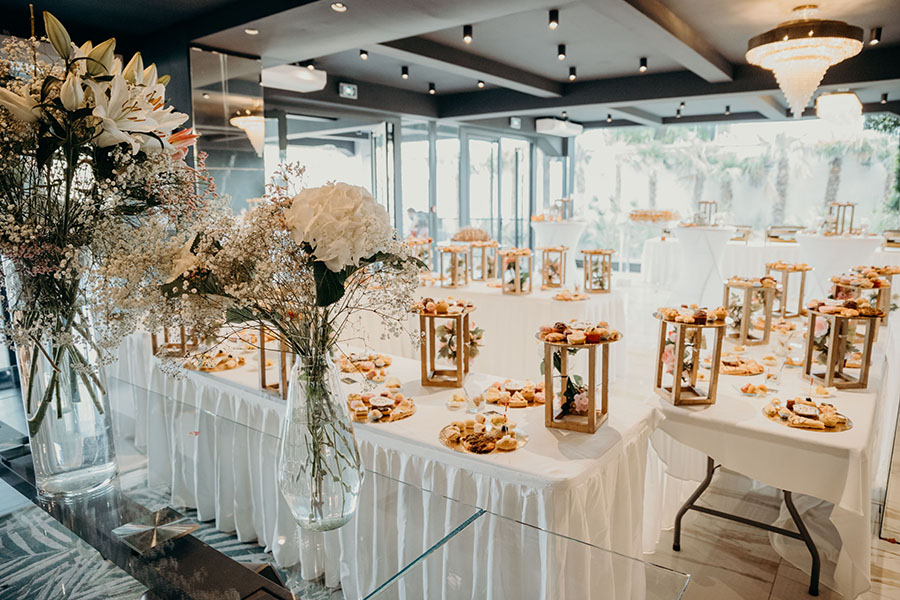 photo de vin d'honneur chic et élégant